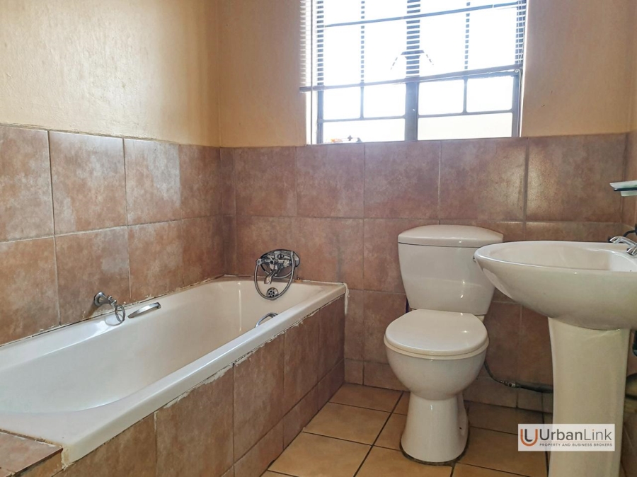 3 Bedroom Property for Sale in Cashan North West